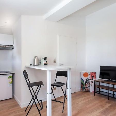 Lumignons Lyonnais - Doua Apartment Вильорбан Екстериор снимка